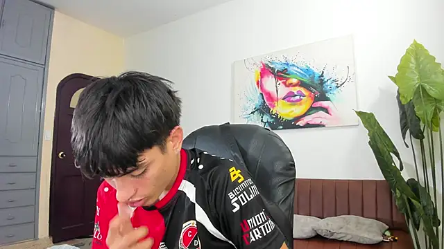 Thebestboyhot online show from June 3, 2:36 am