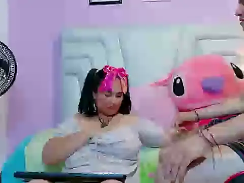 xiomaraANDcristiano online show from April 14, 2:28 am