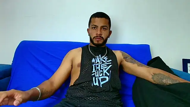 Enzo Vitale  online show from April 8, 7:25 pm