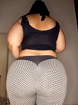 Sexy yassimna online show from April 14, 3:40 pm