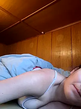 Young Swiss Lisa online show from May 4, 5:25 am