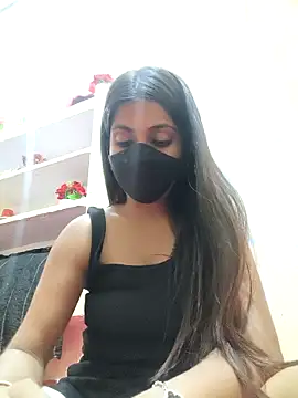 shreyaverma899 online show from April 16, 5:03 pm