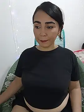 Emily Divi69 online show from July 17, 11:42 pm