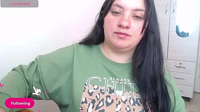 Snapshot of Demy_spicy chatting on June 20, 2:53 pm Demy spicy online show from June 20, 2:53 pm