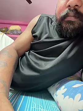 Snapshot of akela_pan1 chatting on July 4, 2:12 pm akela pan1 online show from July 4, 2:12 pm