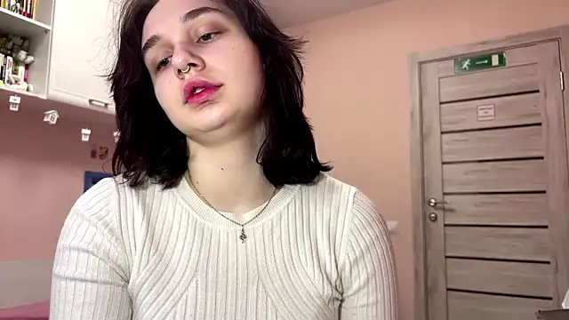 NoraSweetie online show from April 15, 3:19 pm