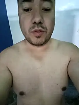 lobo caliente37 online show from April 12, 2:22 pm