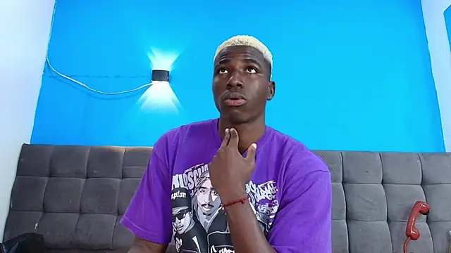 JeanDantte online show from April 25, 7:55 pm