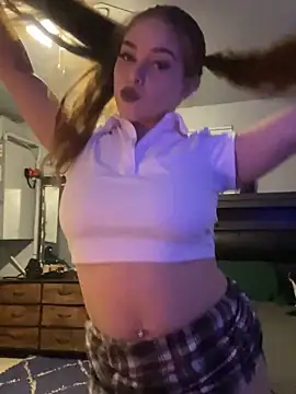 mariex83 online show from April 5, 2:42 am