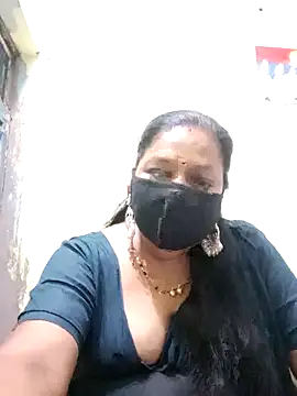 PINKI 024 online show from April 18, 7:23 am