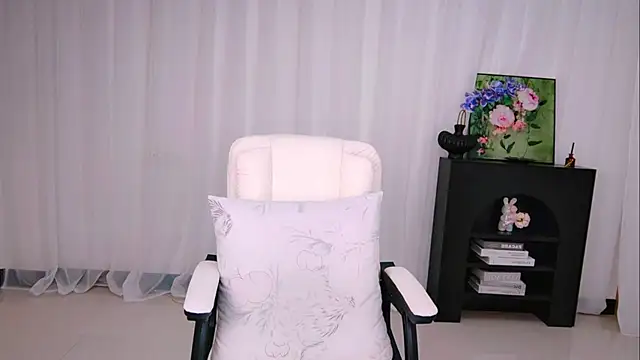 Serendipity889 online show from April 7, 1:00 pm