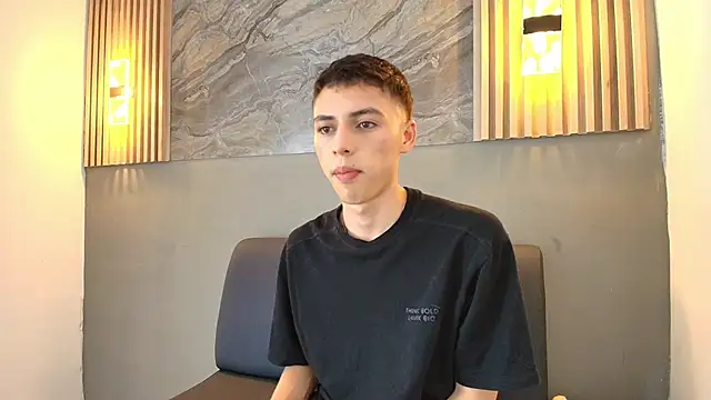 KENNY HANK online show from April 13, 3:45 am