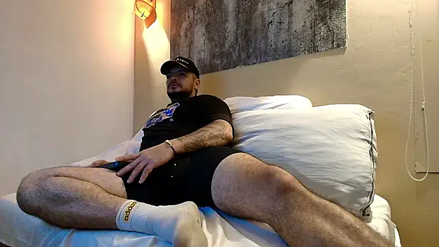 TROY KIRK online show from April 13, 3:56 am