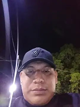 Snapshot of andry420 chatting on June 15, 6:48 am andry420 online show from June 15, 6:48 am