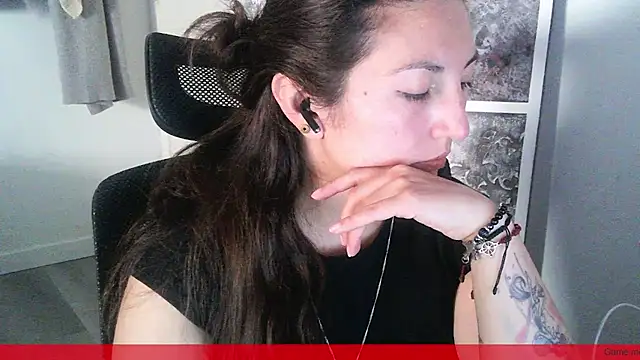 RoossTattoo online show from April 16, 1:12 pm