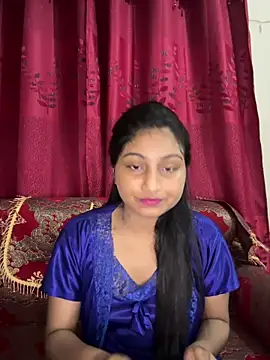 Snapshot of Rabeyaakter09 chatting on June 9, 6:52 pm Rabeyaakter09 online show from June 9, 6:52 pm