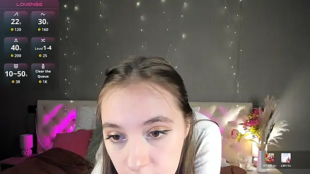 Amy-Desiree online show from April 11, 12:37 am