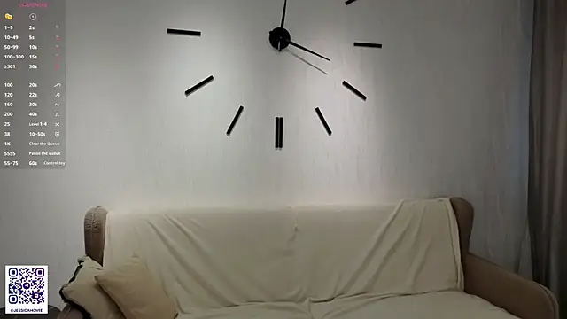 ShanitaLenhardt online show from April 12, 4:06 am