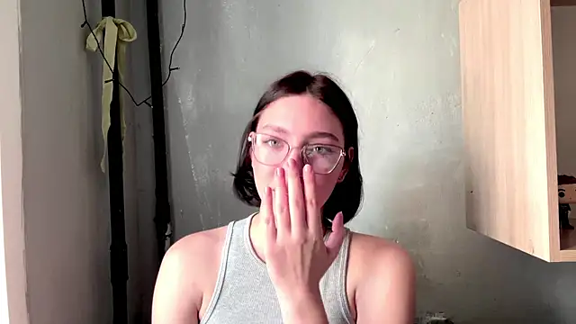 SinfulStarlight online show from April 8, 5:18 am