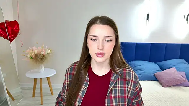 Eva Saylor online show from April 14, 12:11 pm