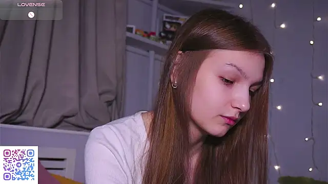 OpsieBoobsie online show from April 13, 5:24 am