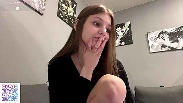 OpsieBoobsie online show from April 18, 8:18 am