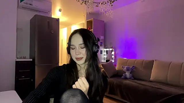 Elizabetswan online show from April 17, 10:24 pm