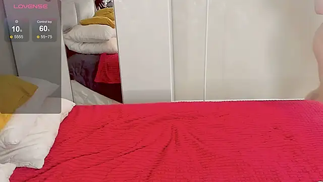 Aphrodite Portman online show from April 18, 2:37 am