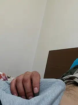 zbardi27 online show from April 14, 3:40 pm