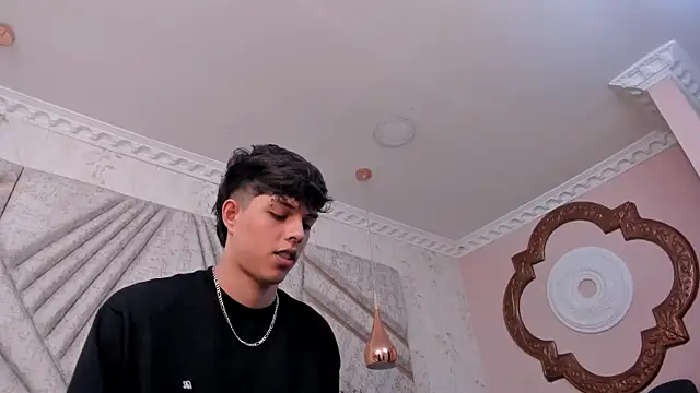 DamiaanXx online show from April 8, 12:38 pm