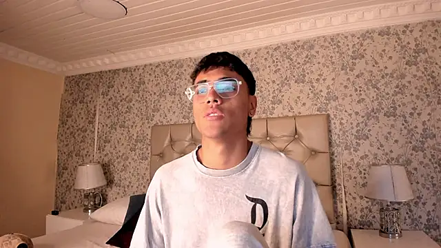 DannTaylor online show from April 9, 12:54 pm