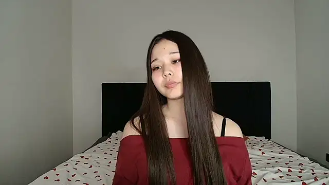 sayanim0 online show from April 10, 2:00 pm