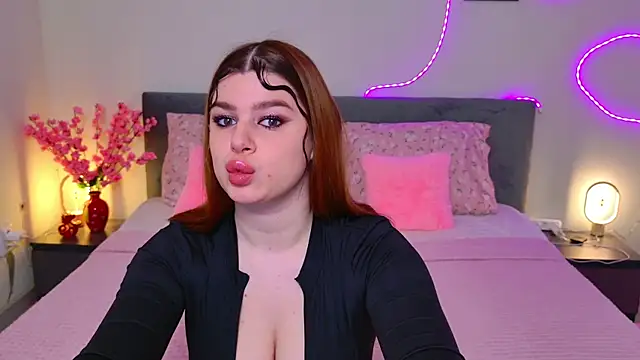 moneyforPeaches online show from April 13, 4:45 pm