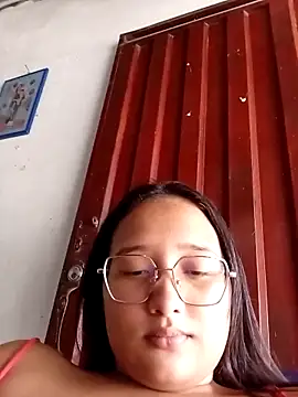 naughty girl hot  online show from April 10, 6:45 pm