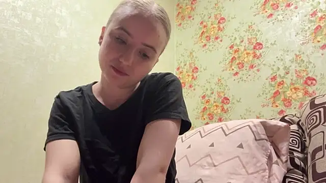 SabinaHaggen online show from April 16, 9:39 pm