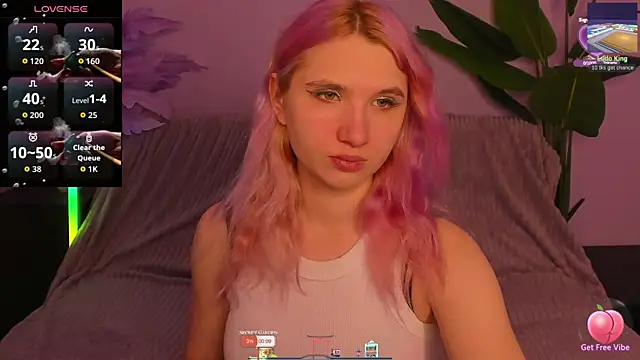 Kitty Blondie online show from April 14, 2:39 am