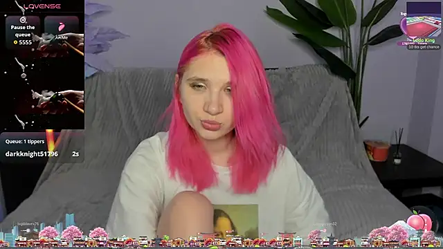 Kitty Blondie online show from April 16, 9:39 pm