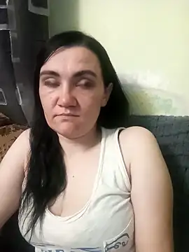 AlissaSecret online show from April 3, 5:55 pm