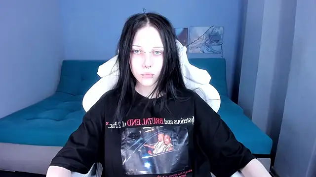 SugarBunny18 online show from July 16, 5:24 am