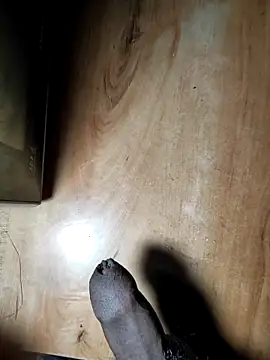 smalldick691333 online show from April 12, 6:24 pm