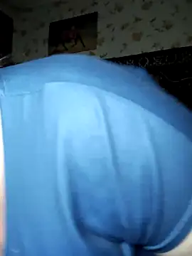 AuroKaria online show from April 8, 4:07 pm