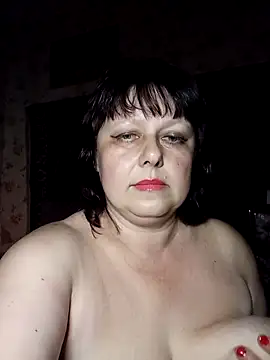 AuroKaria online show from April 10, 3:28 pm