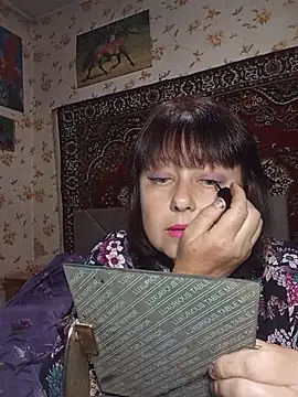 AuroKaria online show from June 1, 2:08 pm