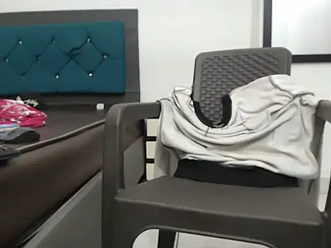 burrodelacosta online show from April 6, 4:46 am