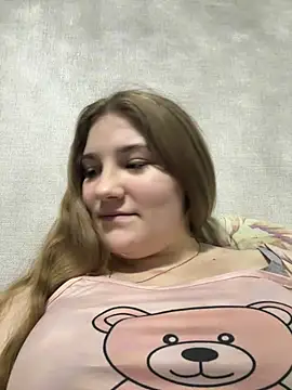 Flowers454 online show from April 6, 10:11 pm