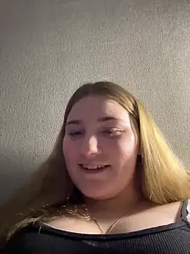 Flowers454 online show from April 16, 7:25 pm