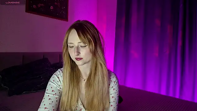 Polly Candy online show from April 10, 2:55 pm