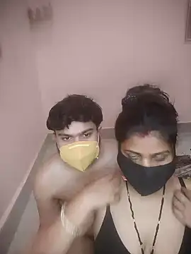 SURAJSAVITA online show from April 15, 8:09 pm