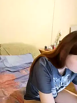 JessicaHolland1 online show from April 13, 5:29 pm