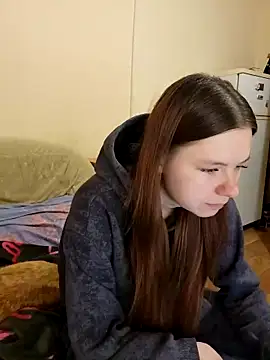 JessicaHolland1 online show from April 14, 4:13 pm